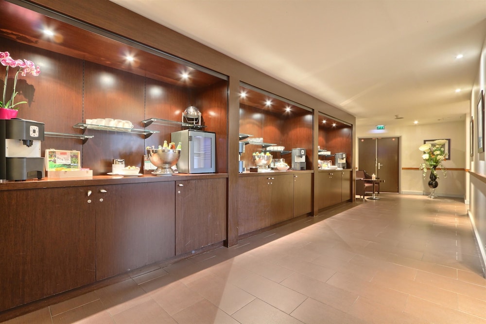 Golden Tulip Paris Cdg Airport Villepinte 6/67