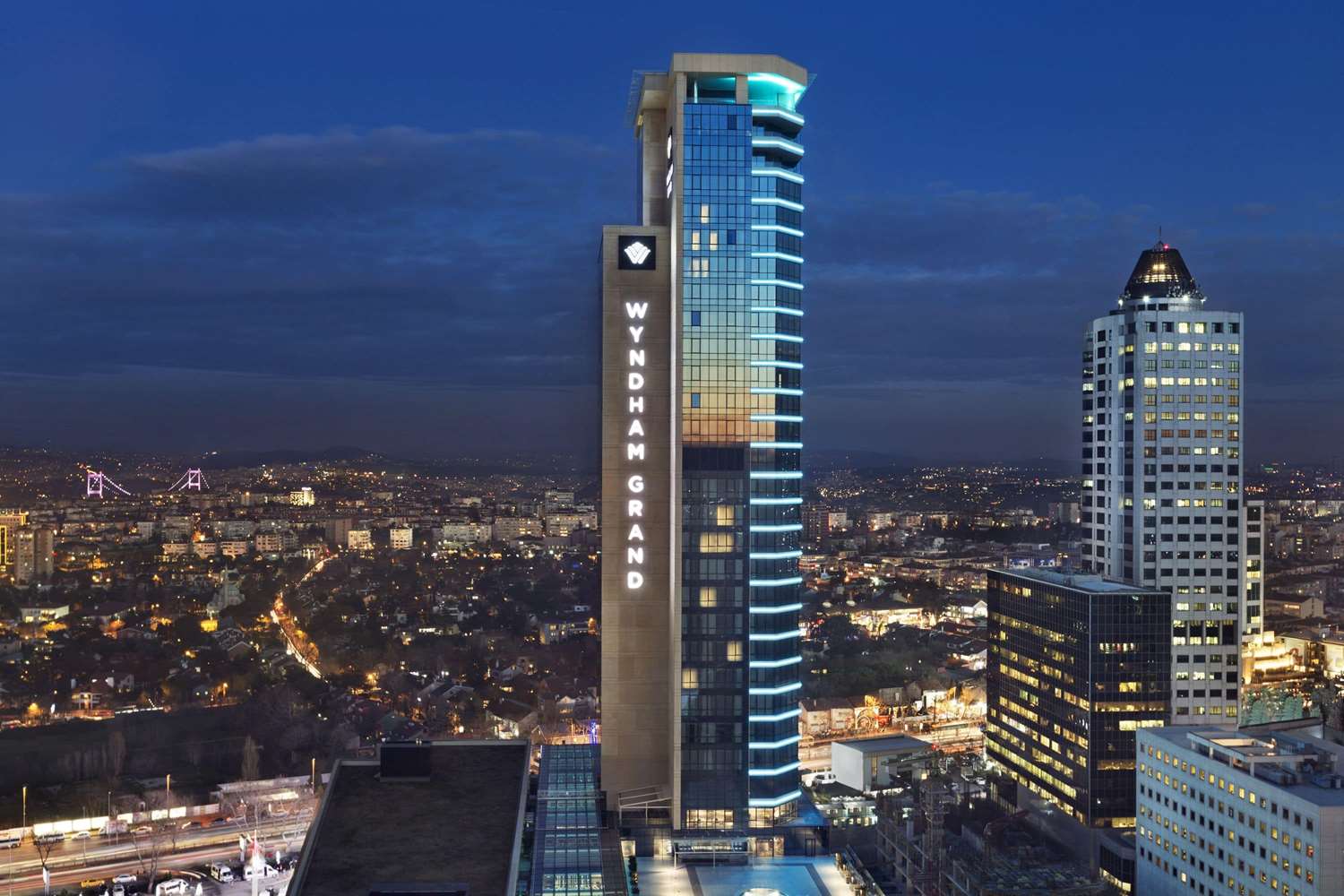 Wyndham Grand Istanbul Levent 46/48