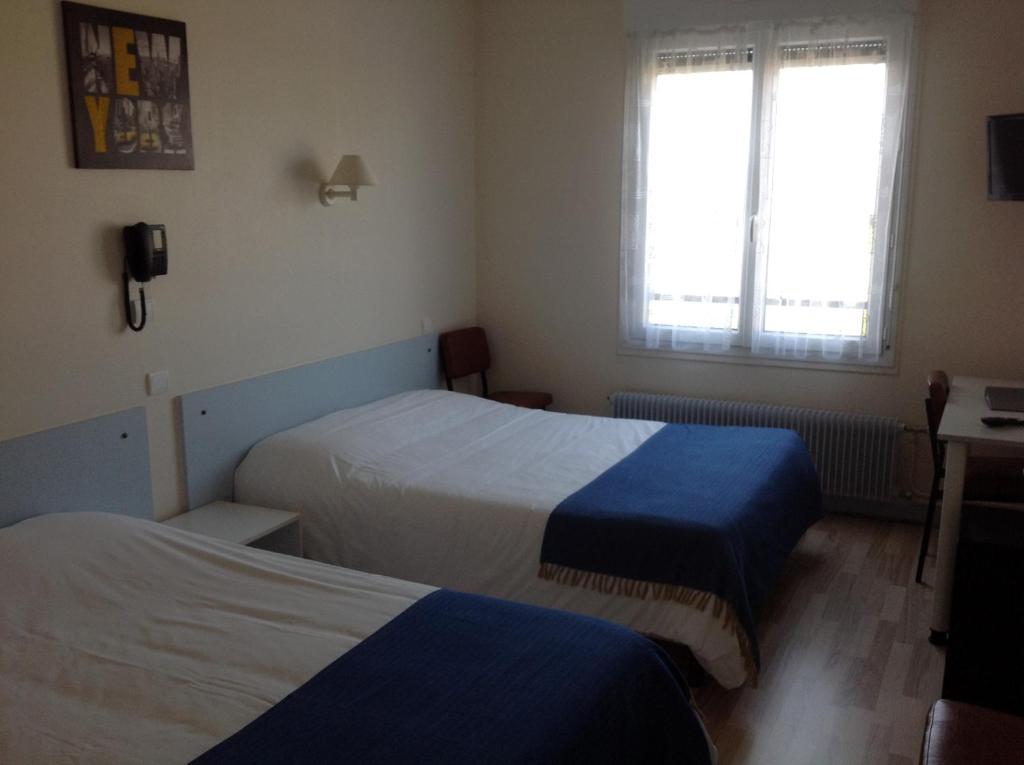 LE RELAIS DE LA ROUTE BLEUE 4/21