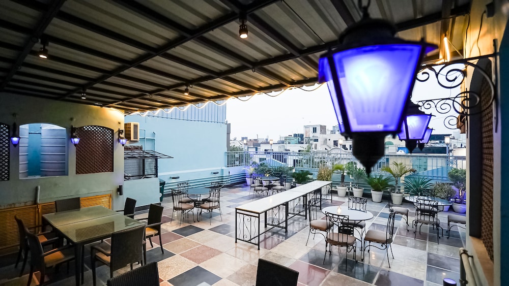 Pooja Palace 42/56