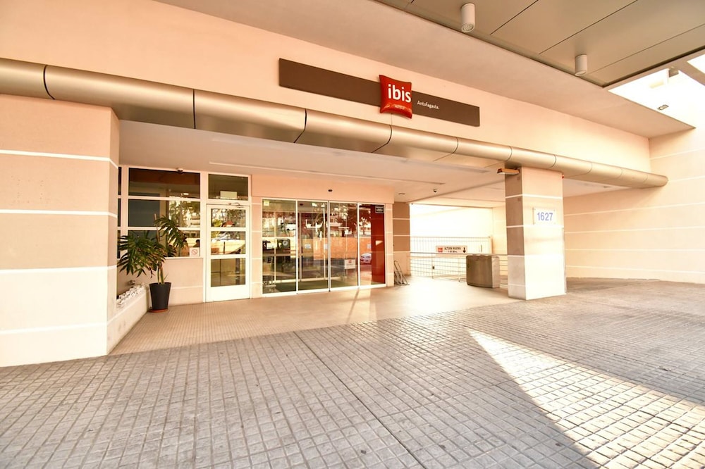 Ibis Antofagasta 2/48