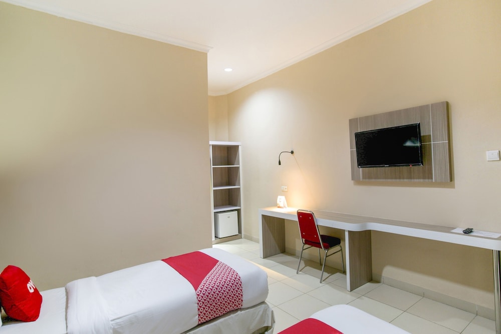 OYO 2320 Hotel Charvita 7/21