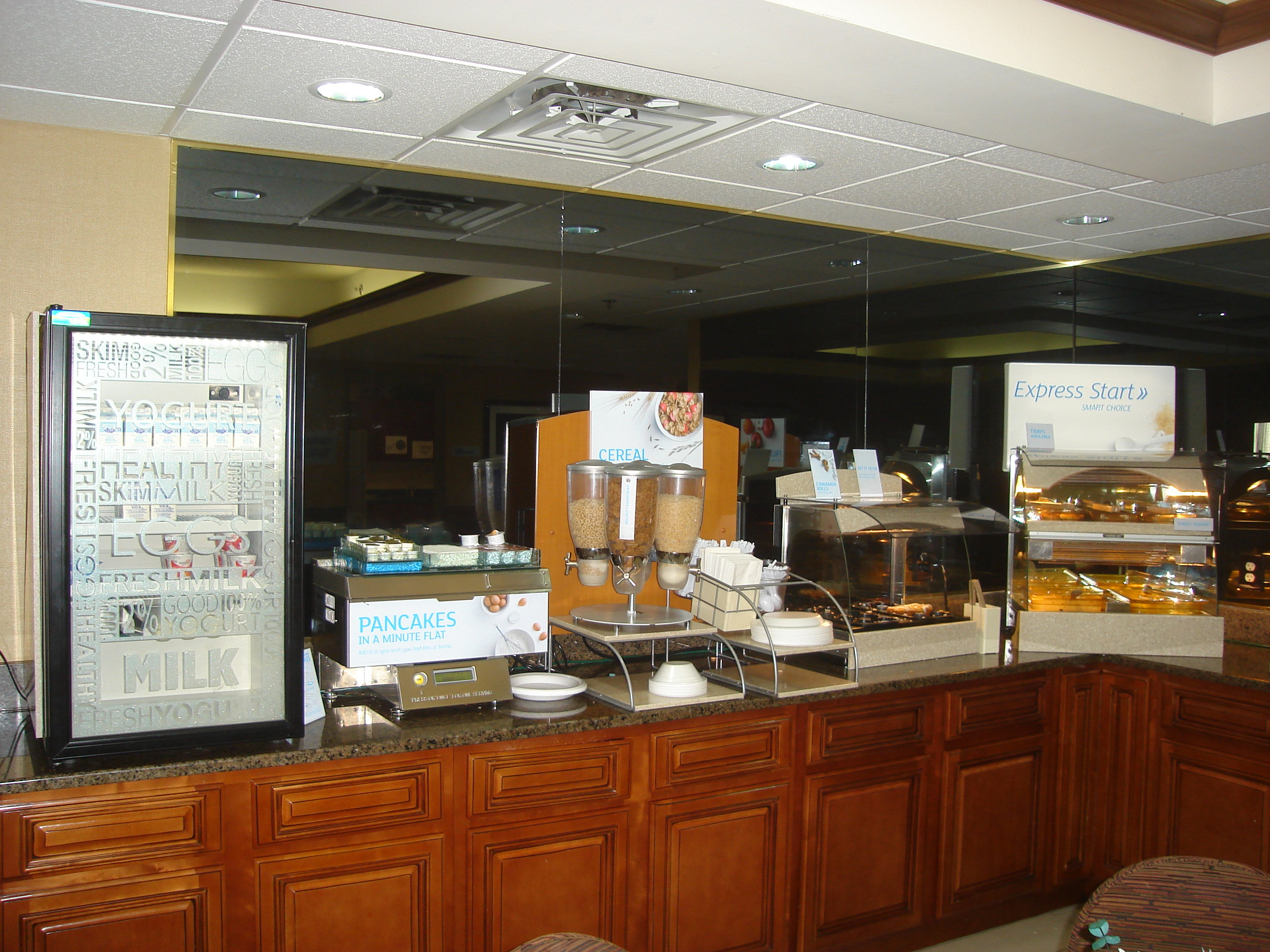 Holiday Inn Express Louisville Northeast 7/29