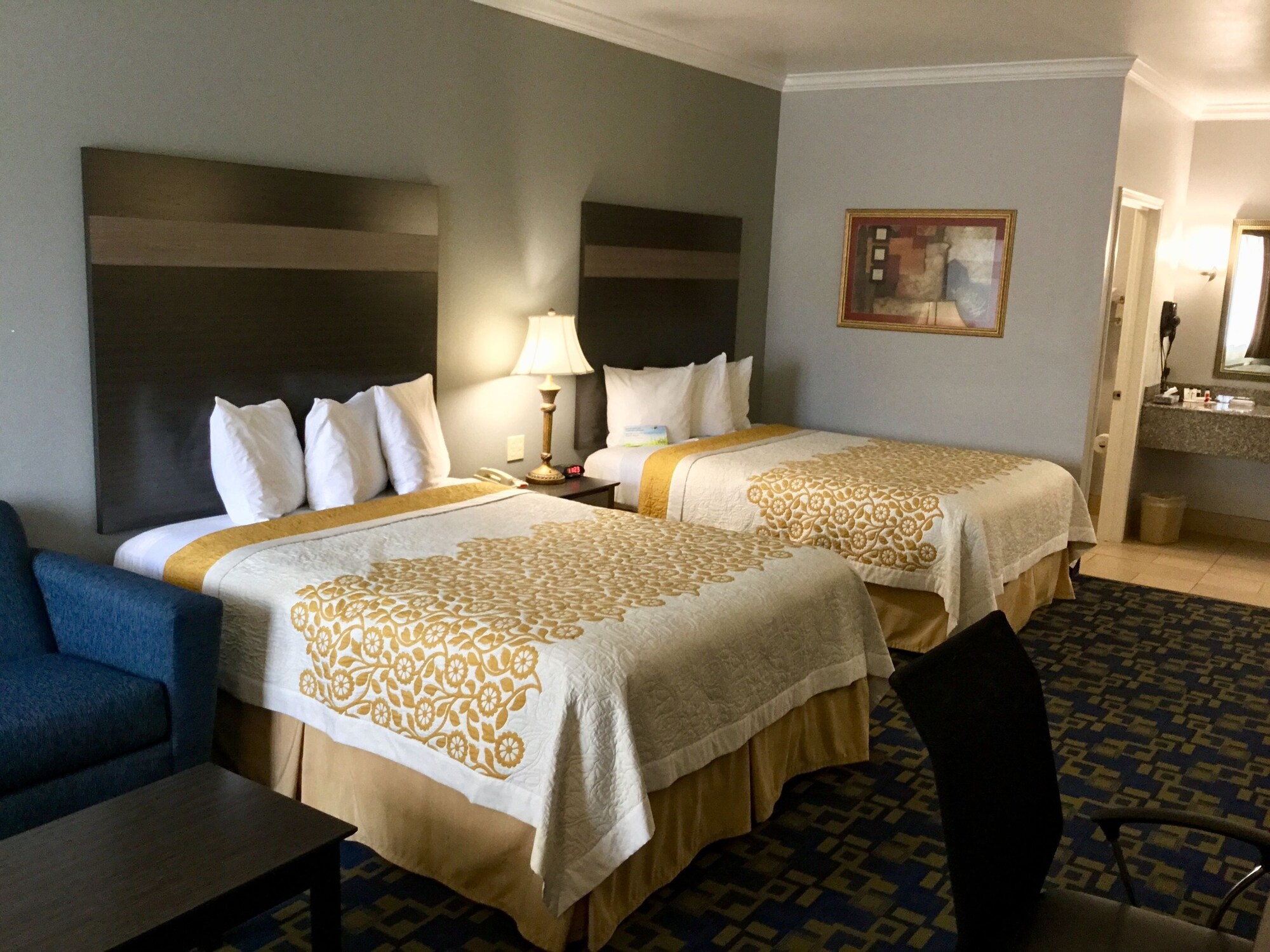 غرفة قياسية بسريرين كوين، Days Inn By Wyndham Robstown 9/10