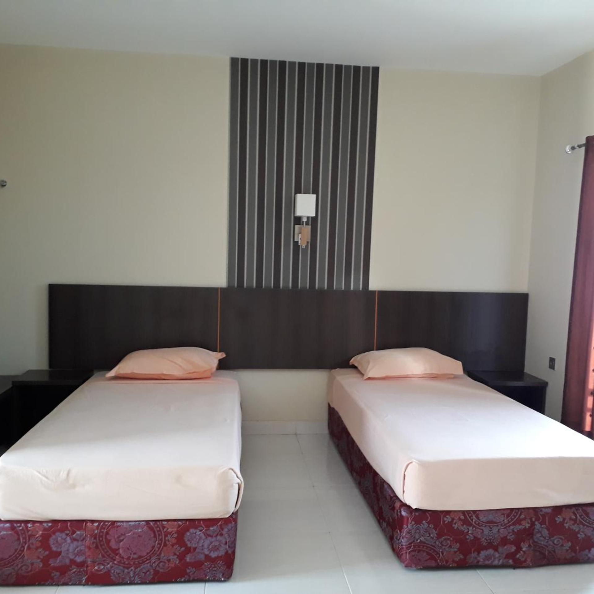 Bukit Kenari Hotel & Restaurant 10/46