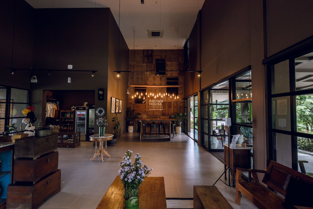 Blu Monkey Brown House Udonthani Hotel 38/58