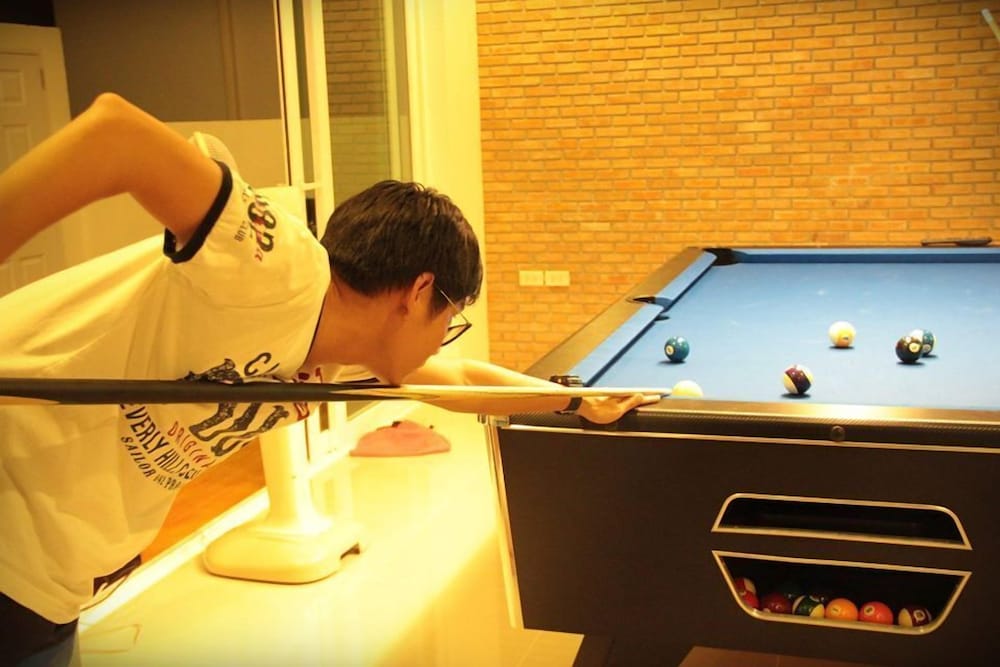Pooltime Villa 8/15