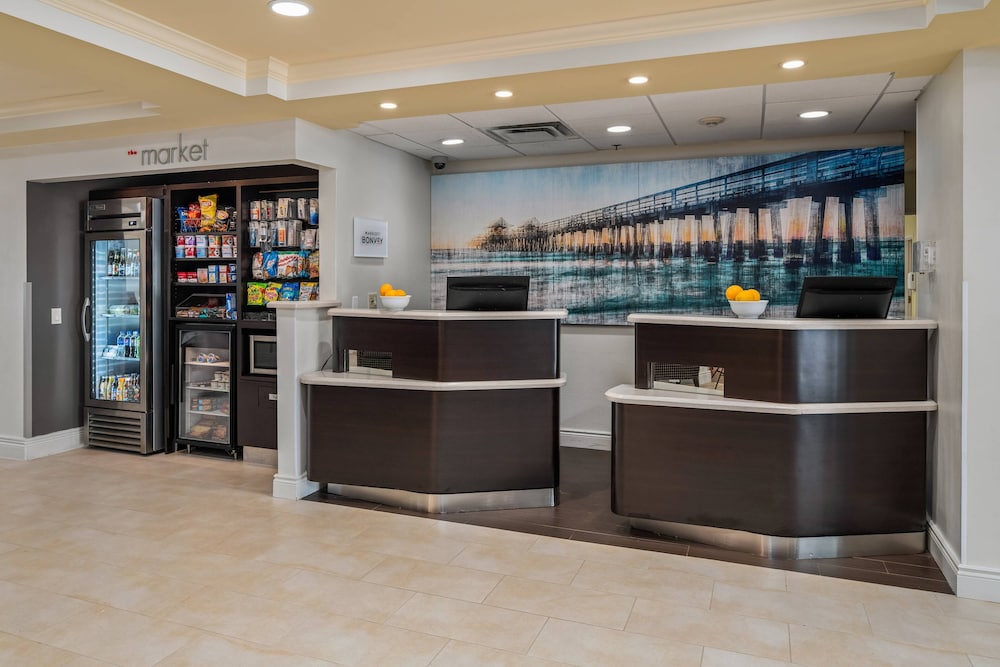 Courtyard By Marriott Naples 6/50