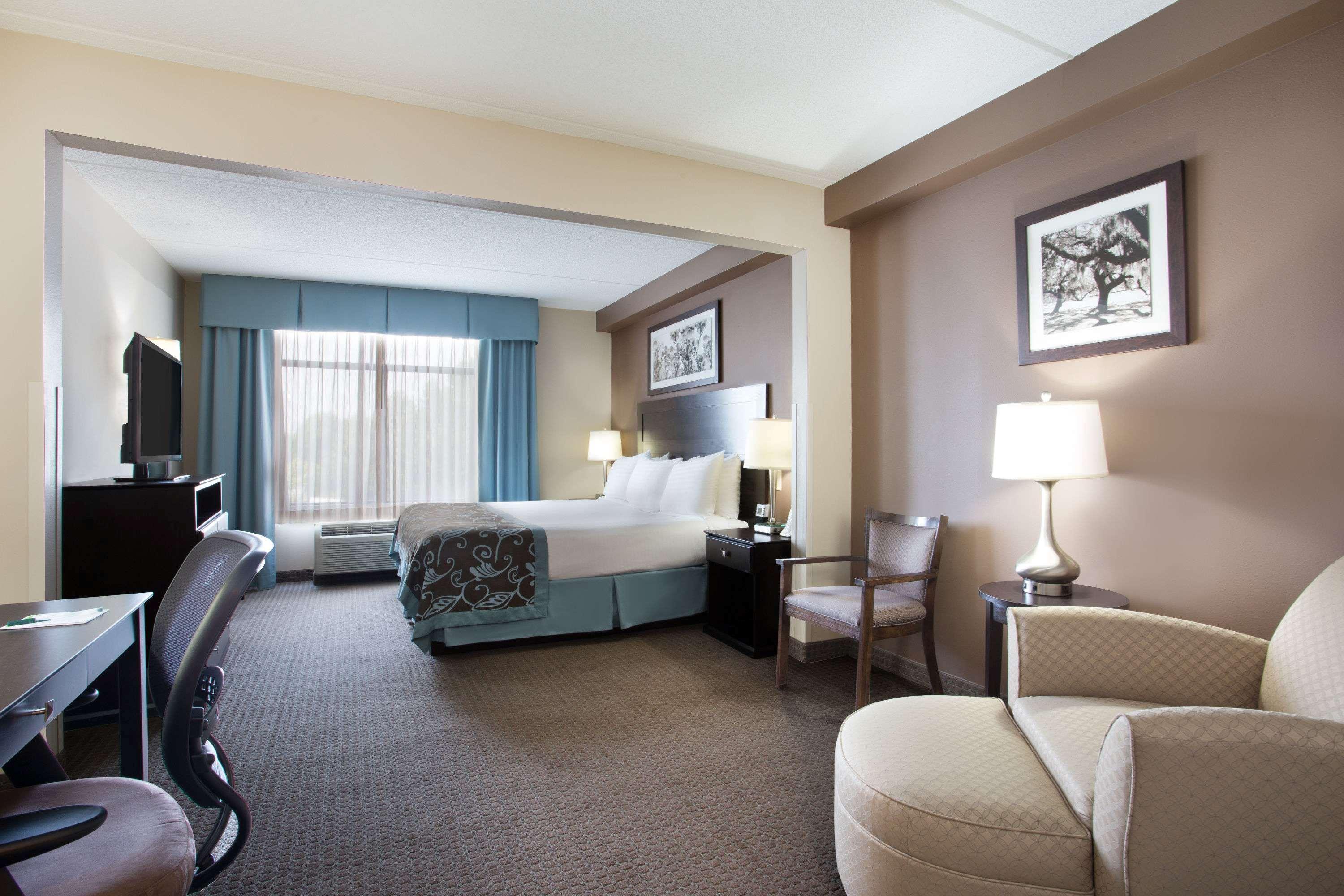 Wingate by Wyndham Raleigh South / Garner 8/31