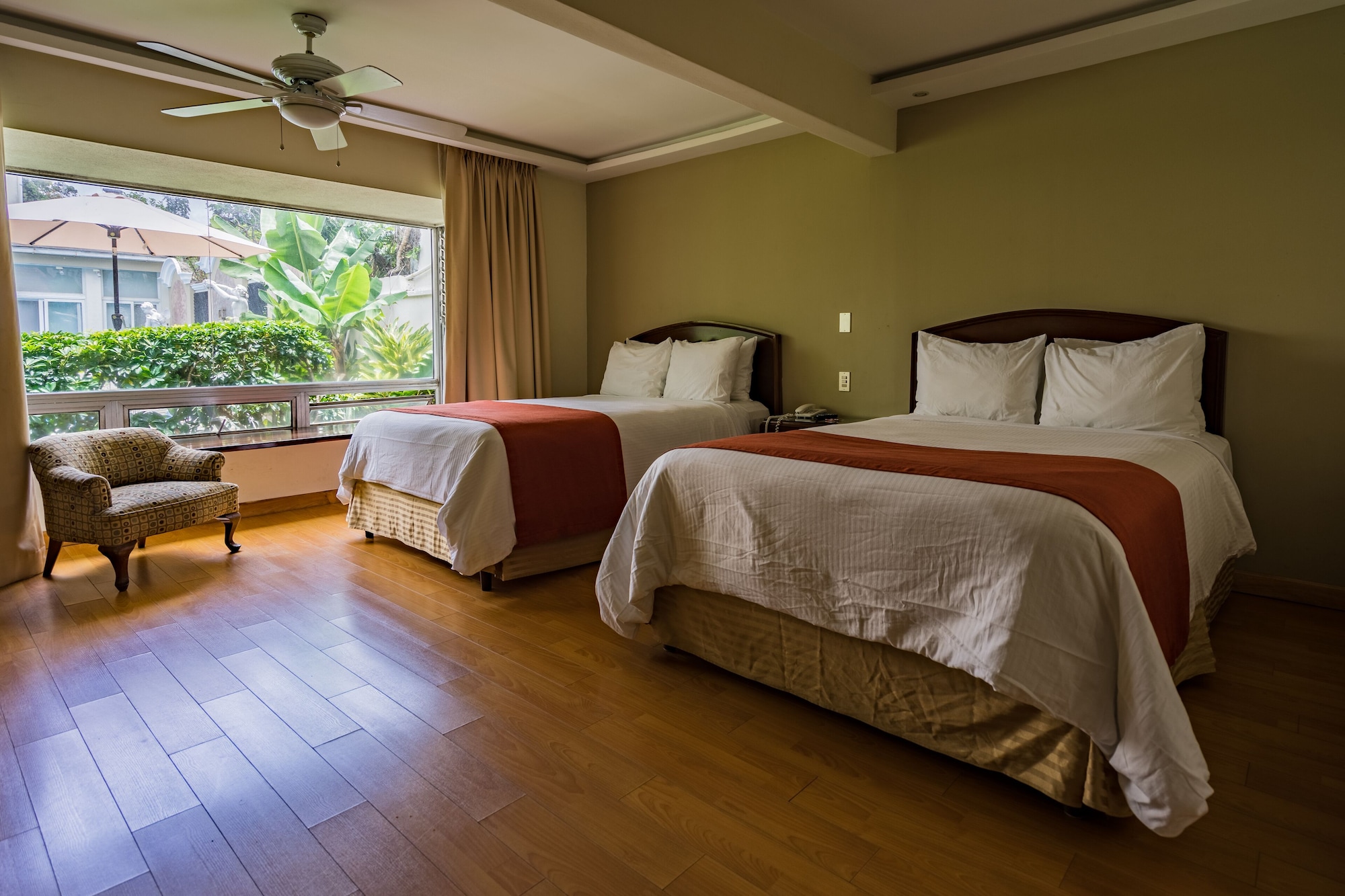 Room, 2 Double Beds, HOTEL SAN CARLOS 2/10