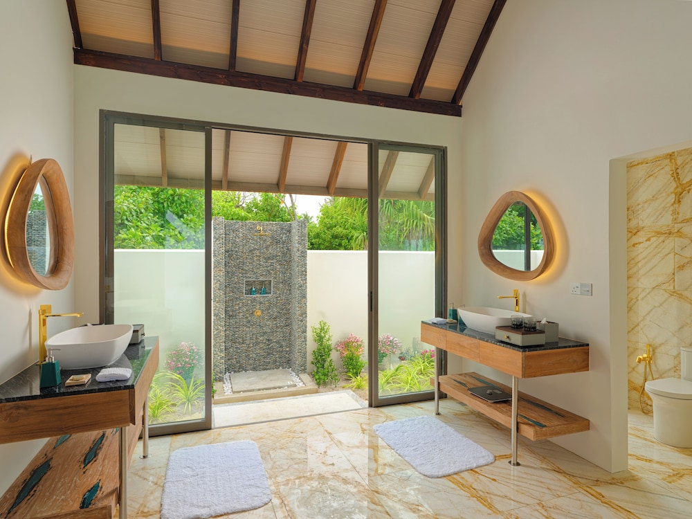 Meyyafushi Maldives 42/60