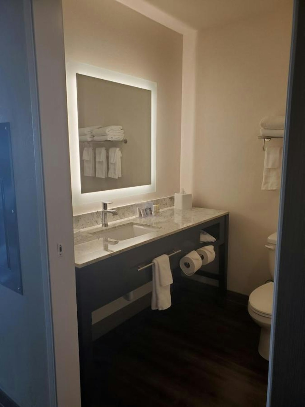 Simple Suites Boise Airport 36/36