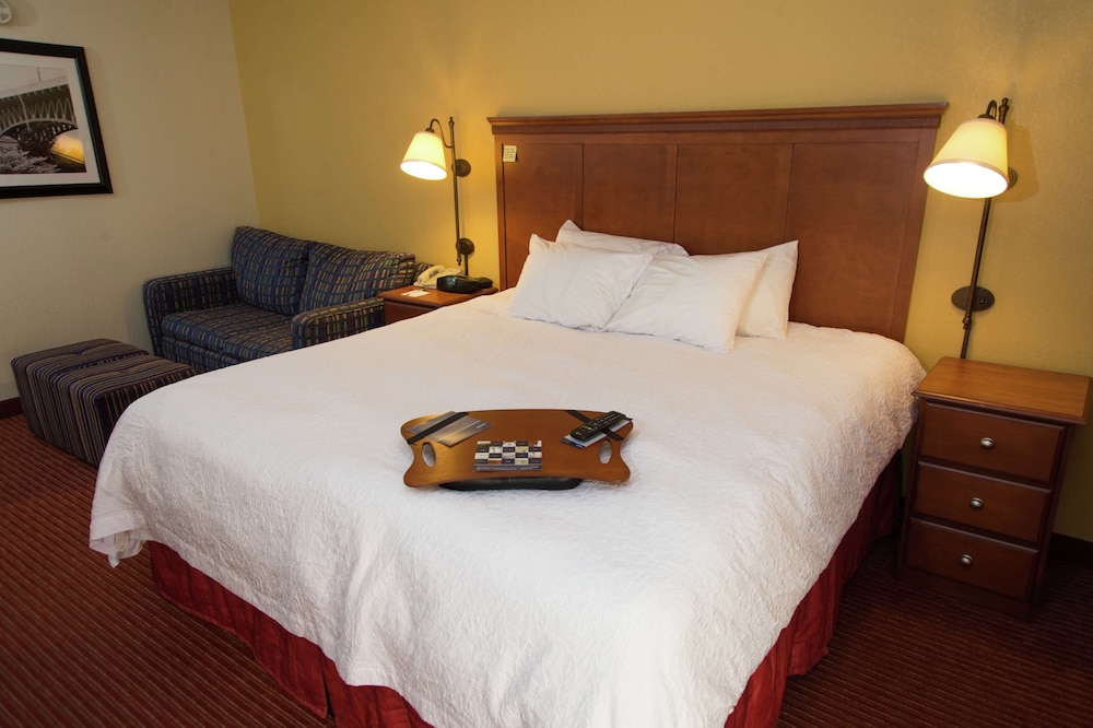 Hampton Inn Louisville-Airport 23/56
