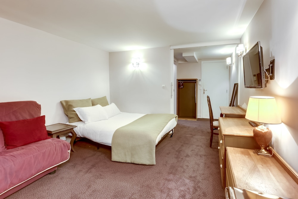 HOTEL OPERA MAINTENON 25/50
