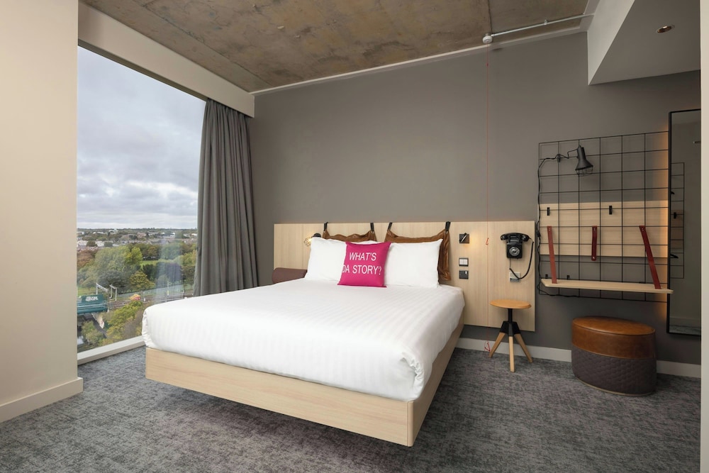 Moxy Dublin Docklands 14/48