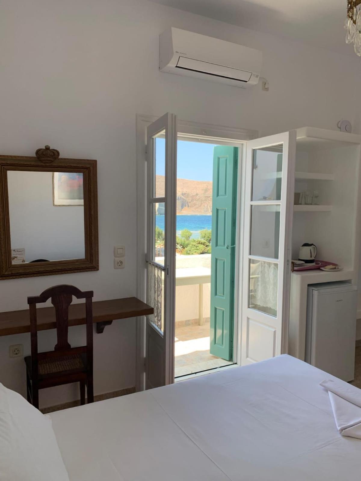 Anemoessa Rooms And Studios 7/49