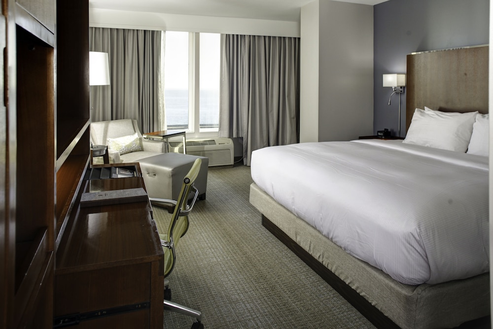 Doubletree By Hilton Hotel Biloxi 16/61