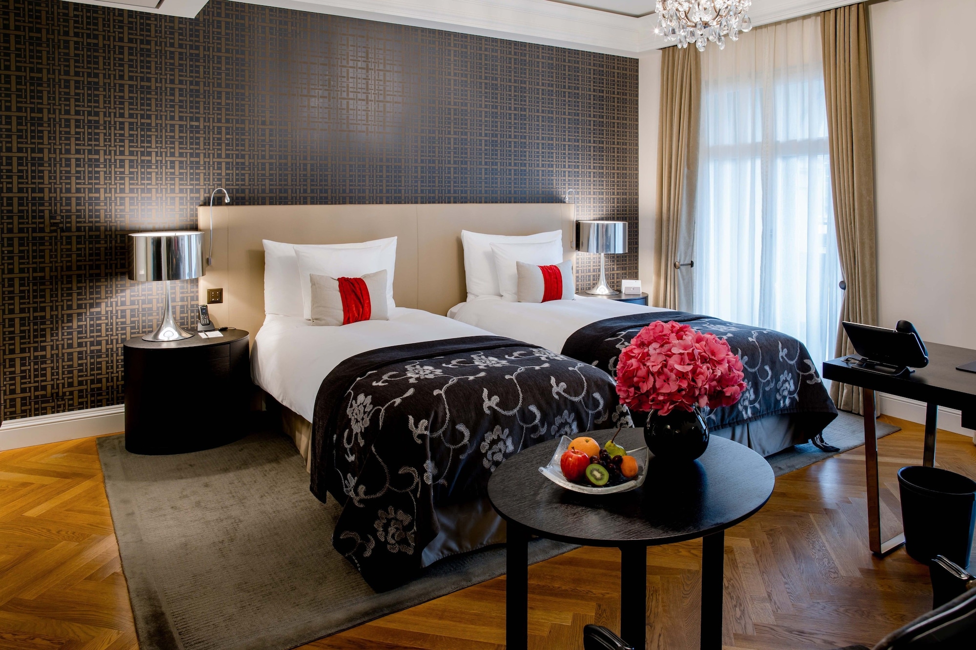 Charming, 1 King and 1 Single Beds