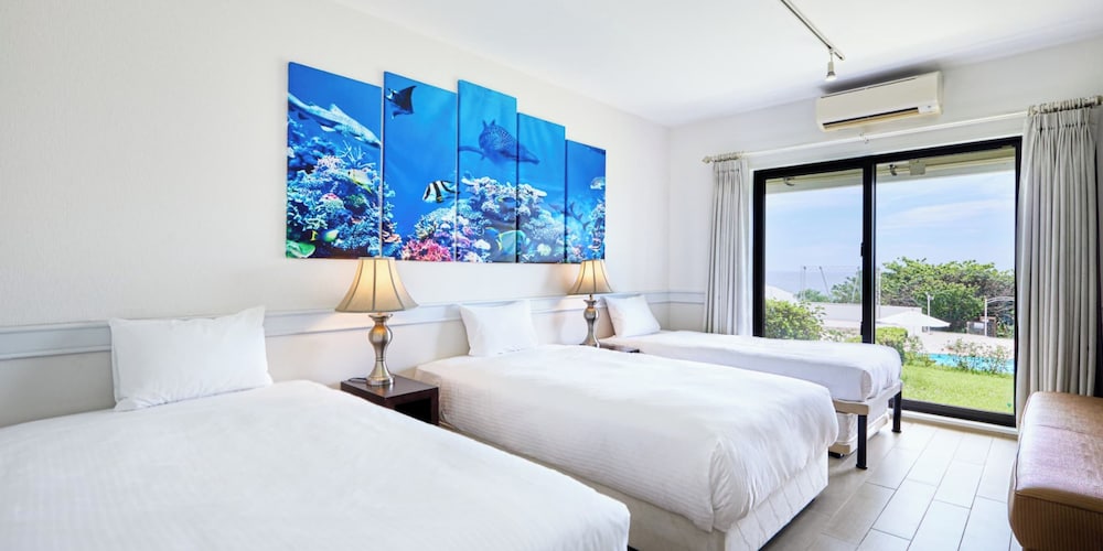 Royal View Hotel Churaumi 14/42