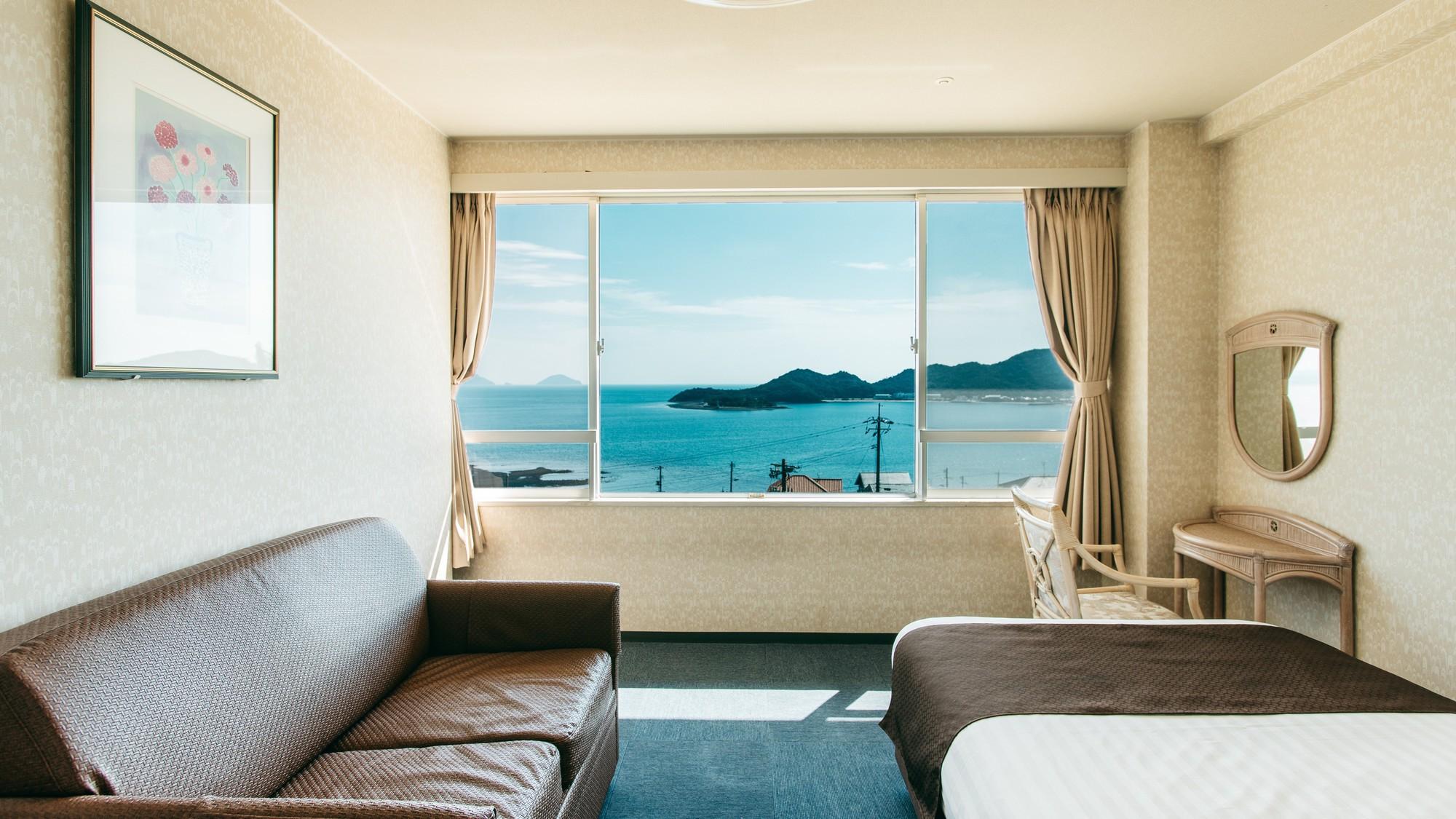 Semi Room, Standard, Single, Semi Double Bed, Ocean View, Bathtub