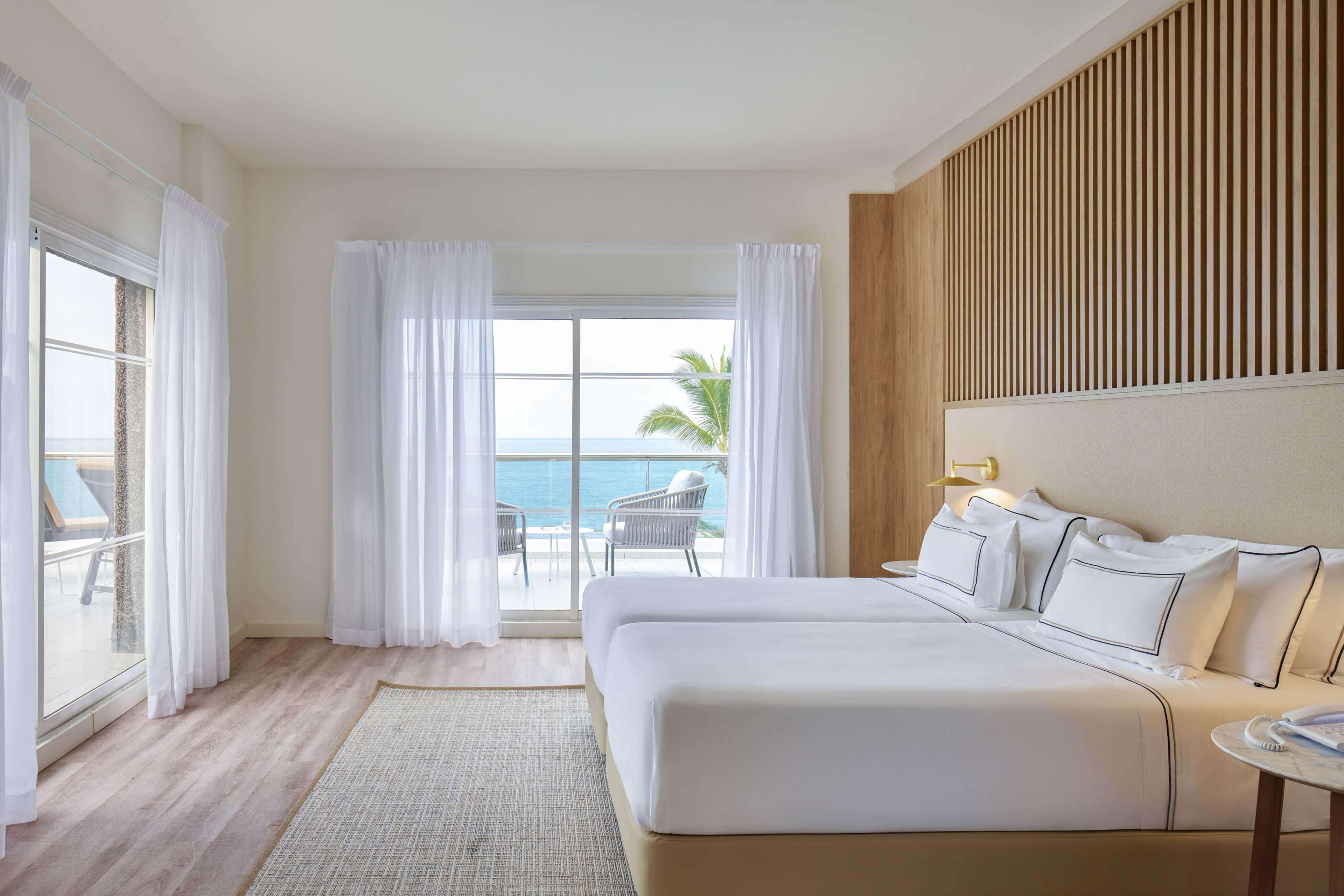 The Level, Suite, Sea Front، Melia La Palma 2/6