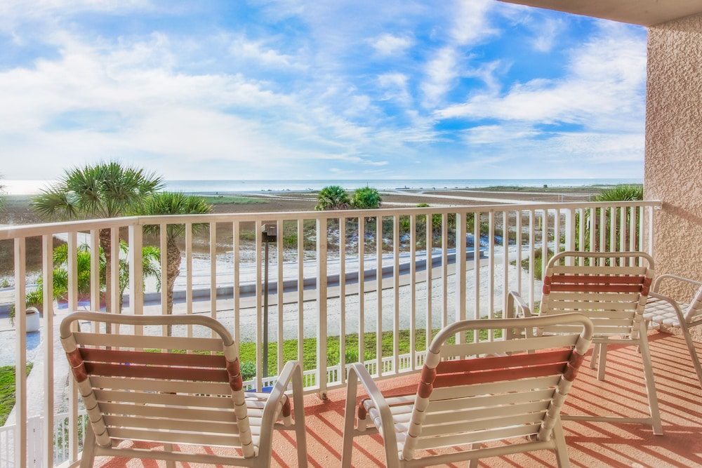 Surf Beach Resort 34/50