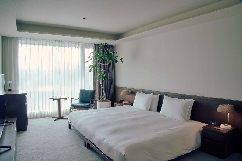 Suite, New Building