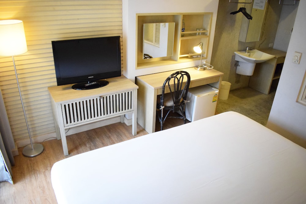 Trang Hotel Bangkok 6/73