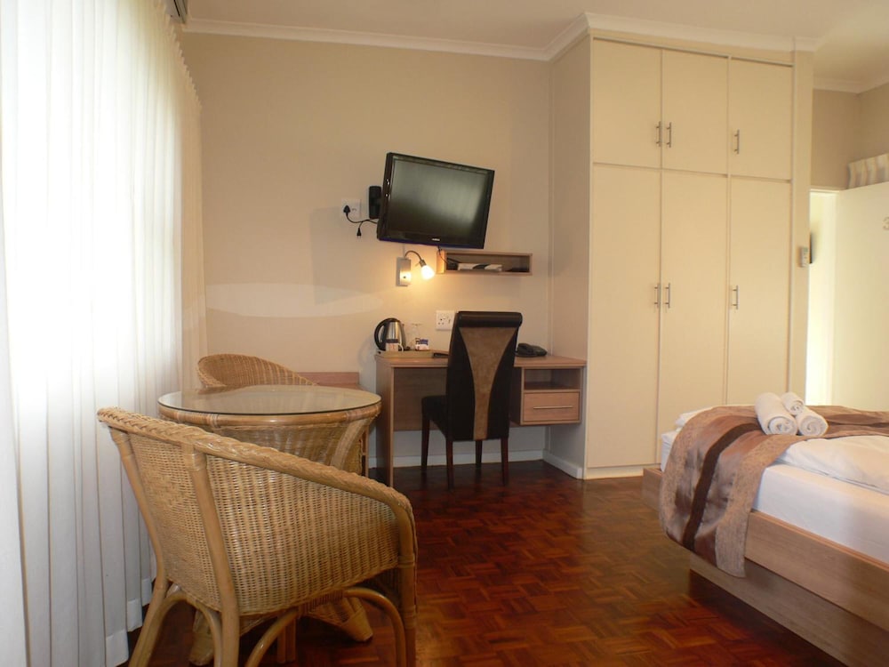 Hajos Lodge and Tours 29/50