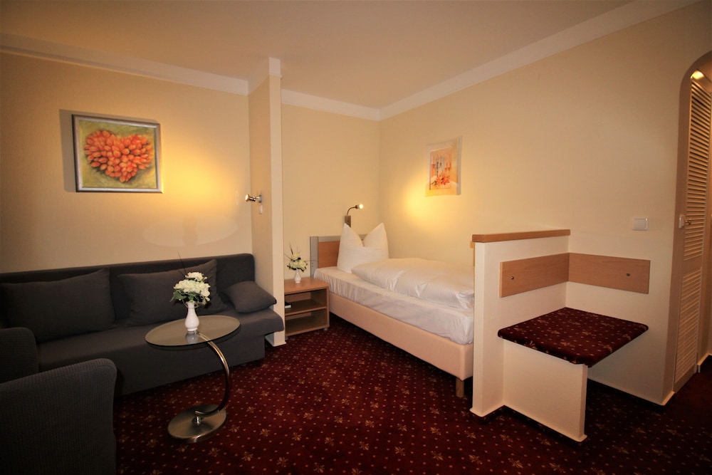 Parkhotel Kluschenberg 32/55