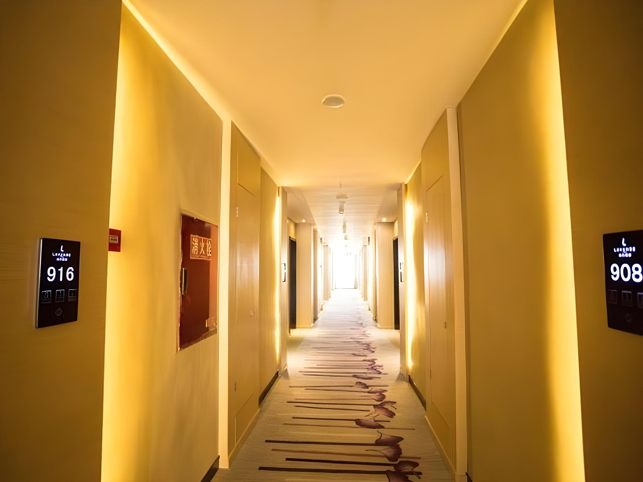Lavande Hotel (Leshan High-Speed Railway Wanda Plaza) 53/69