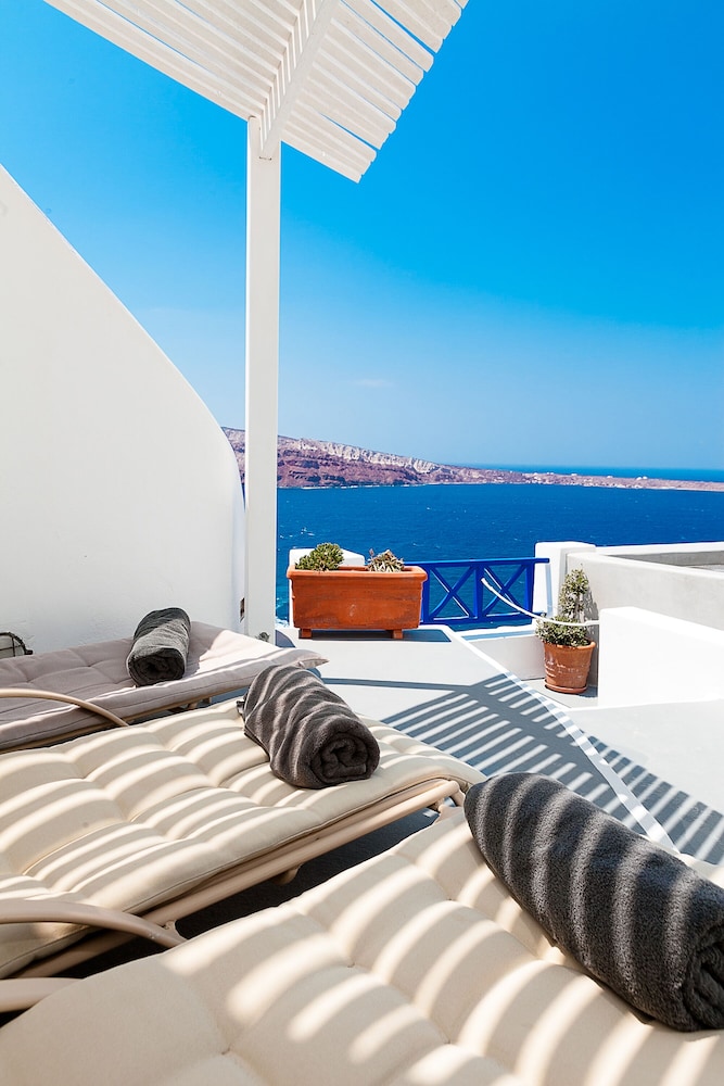 Esperas Santorini 17/50