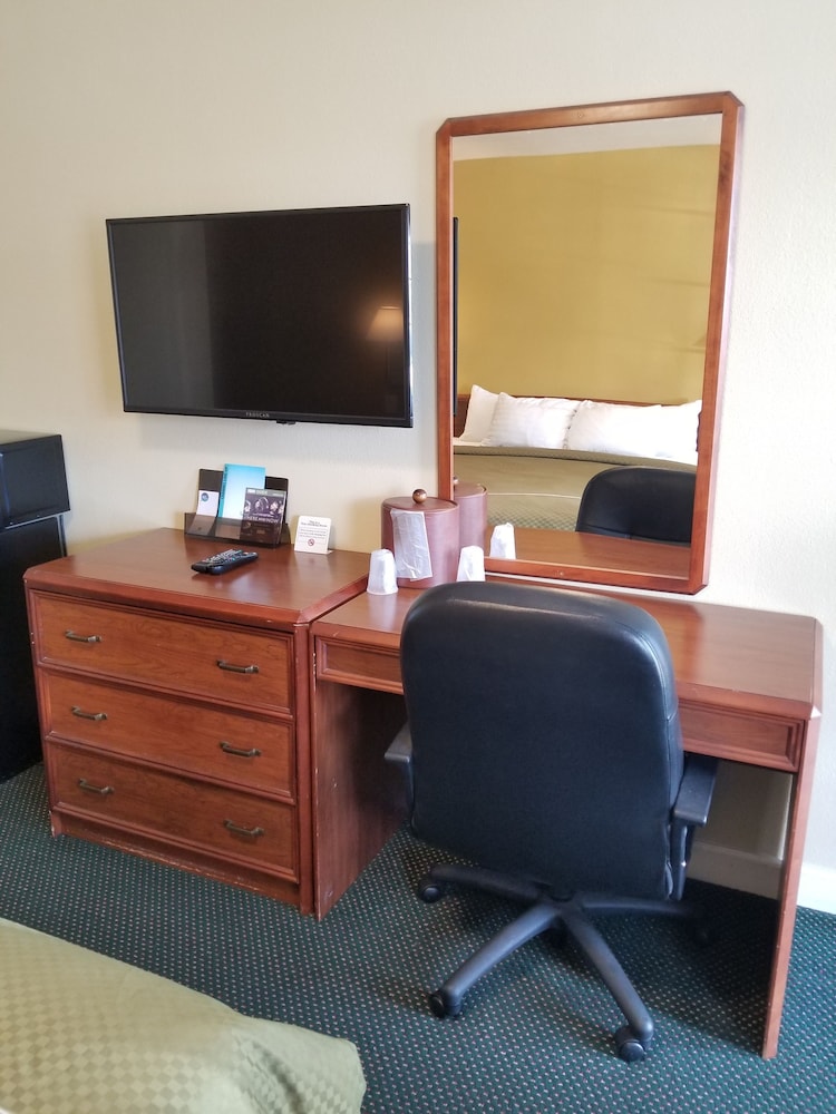 Echo Lodge 18/25