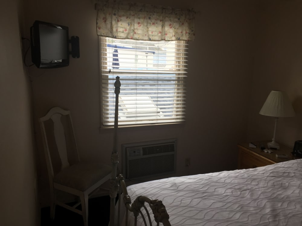 Seacrest Inn 31/42