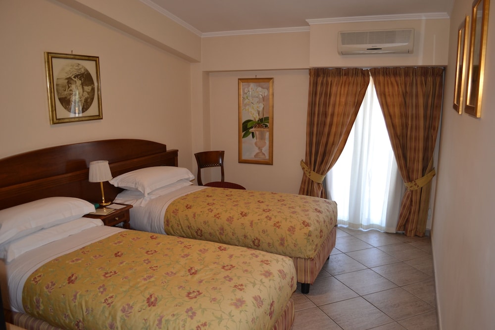 STANDARD, TWIN BEDS
