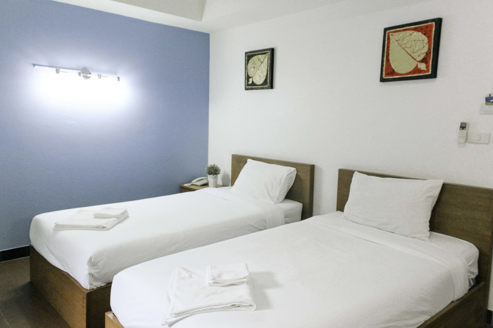 STANDARD, TWIN BEDS