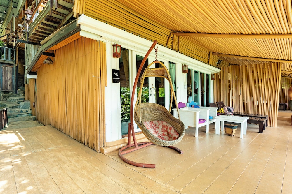 Taatoh Seaview Resort 11/50