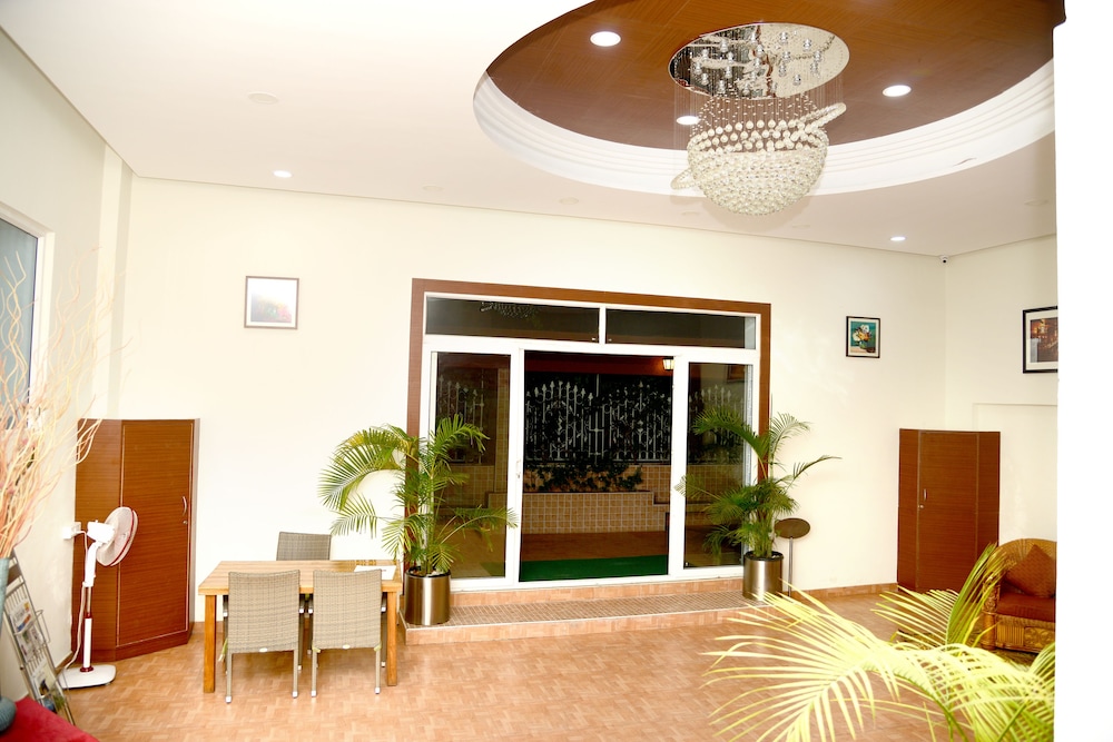 Hotel Jp Chennai Cmbt 11/47