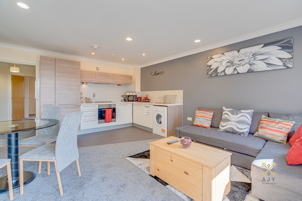 Mica Point City Centre Apartment 31/50