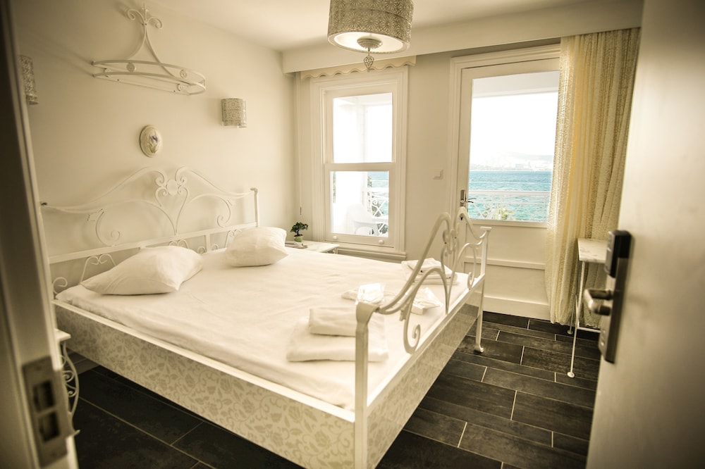 Buyukada Port Hotel 21/50