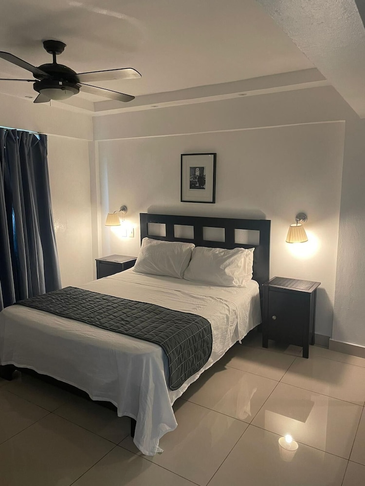 COMFORT, APARTMENT, QUEEN BED