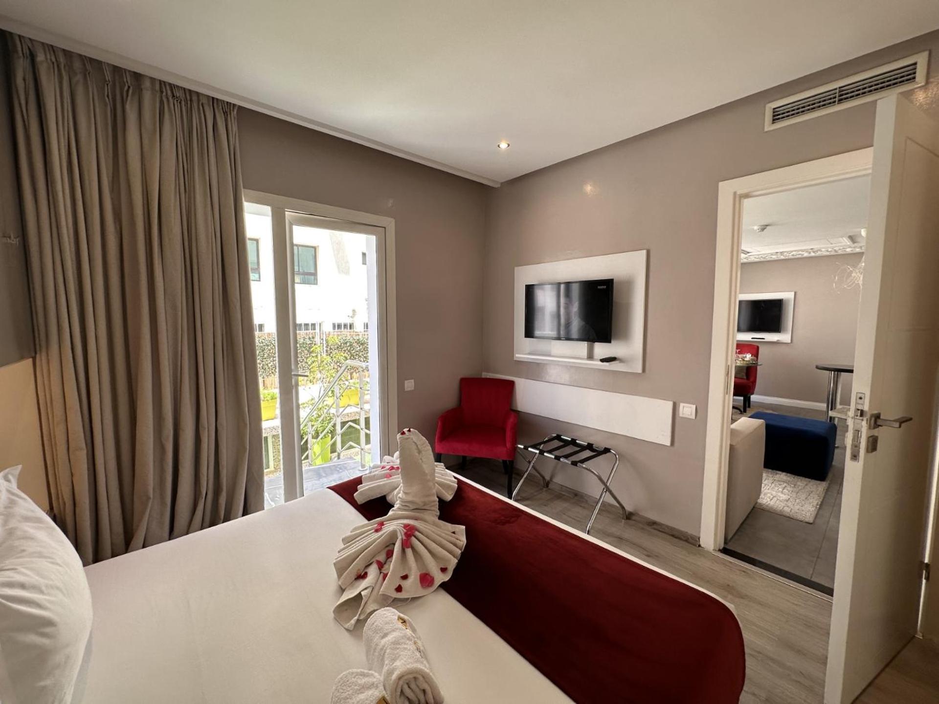 جناح بشرفة، Rent Inn Suites Hotel 2/7