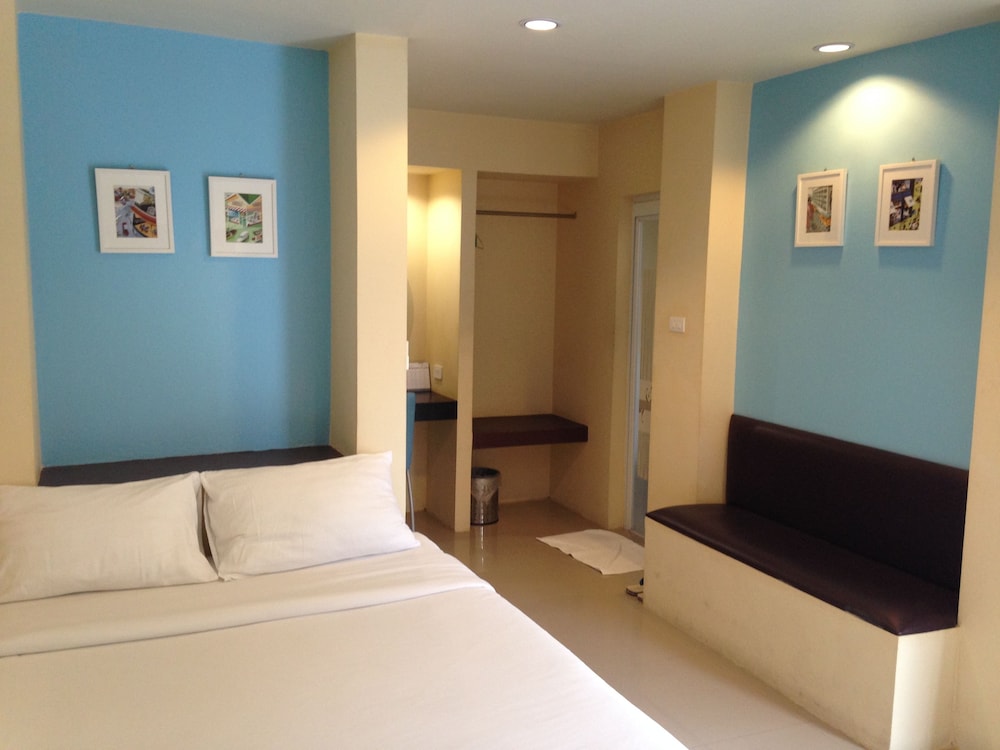 C2 Residence Boutique Hotel 9/28