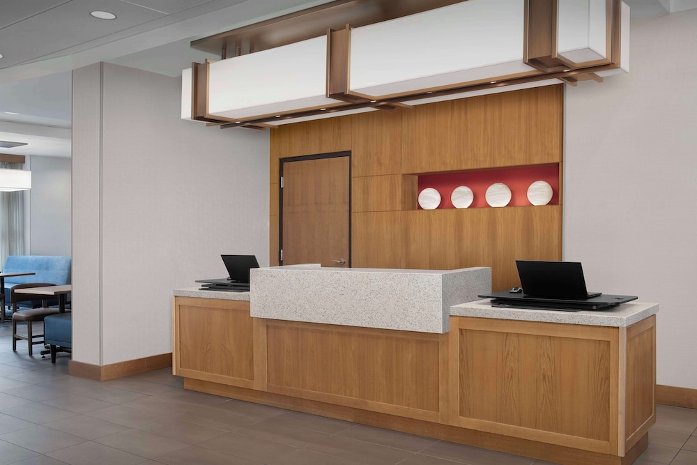 Hyatt Place Boulder Pearl Street 8/60