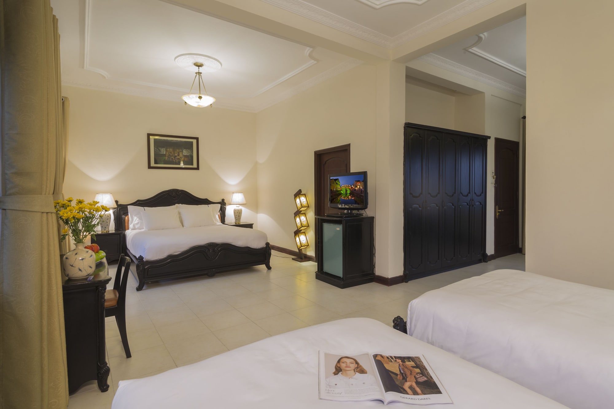 PREMIER, DOUBLE BED, POOL VIEW, BALCONY