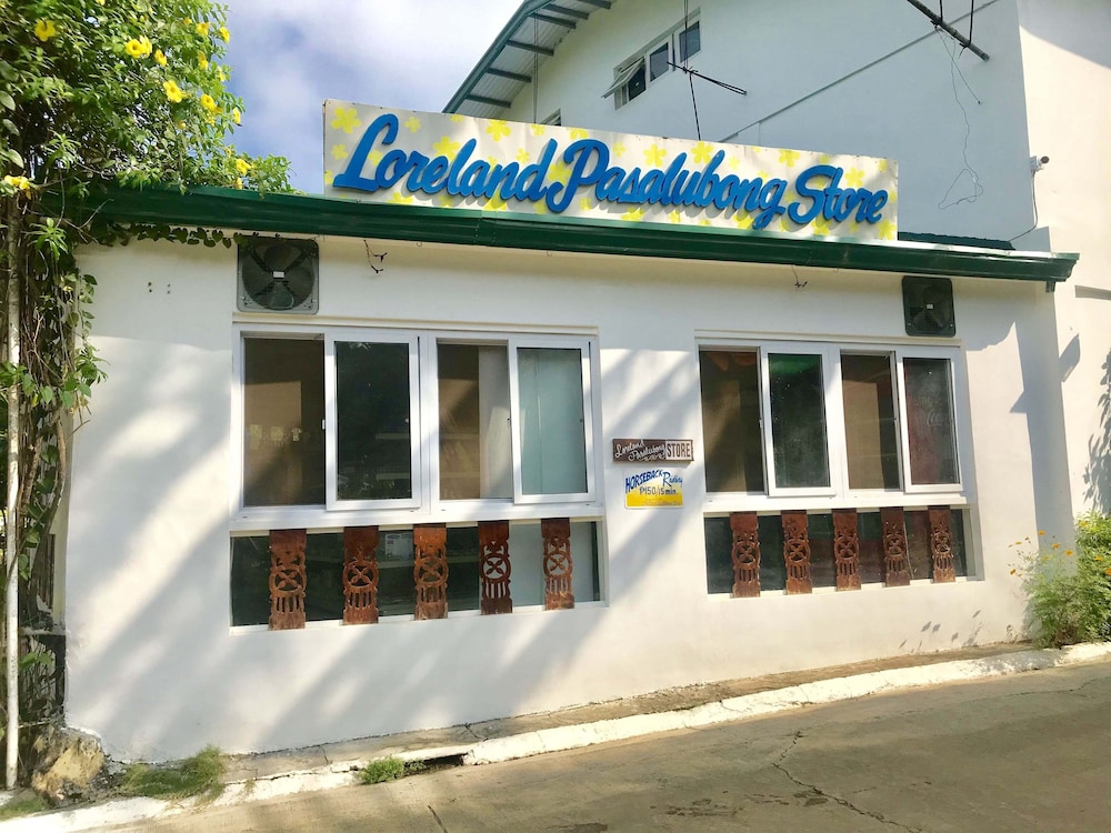 Loreland Farm Resort 3/66