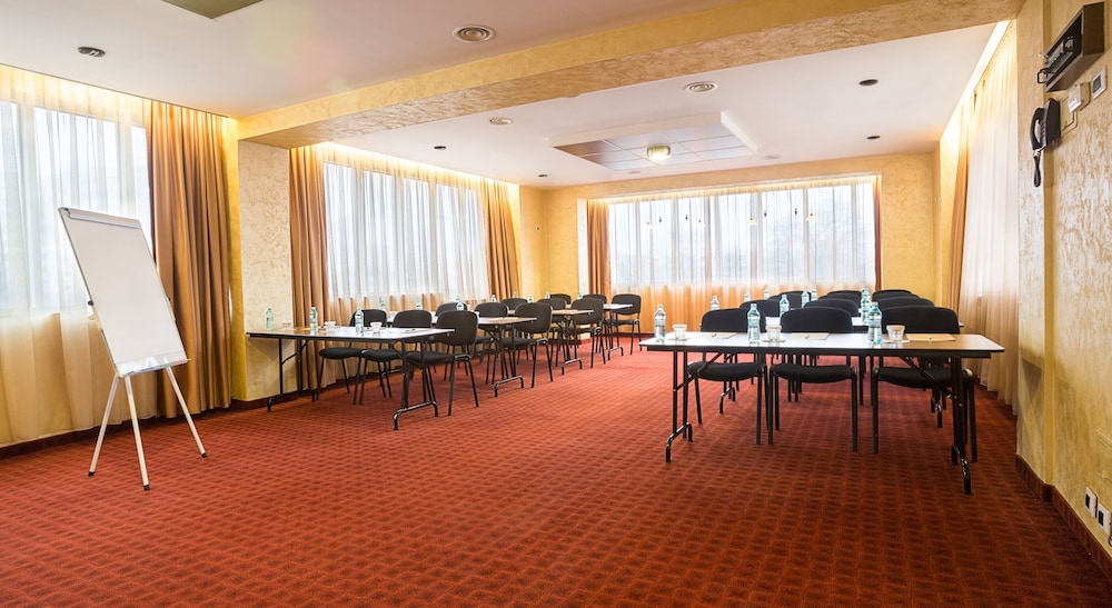 Inter Business Bucharest 23/31
