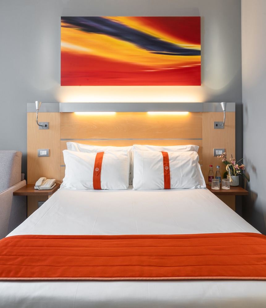 ROOM, SINGLE, SMALL