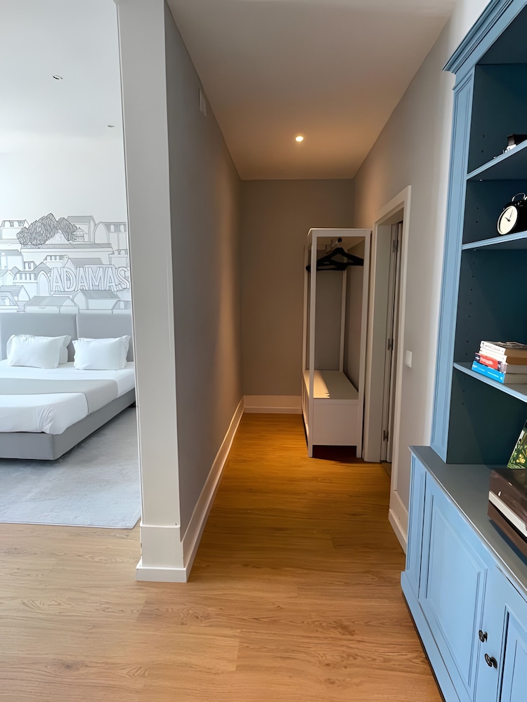 Lisbon Check-In Guesthouse 23/40