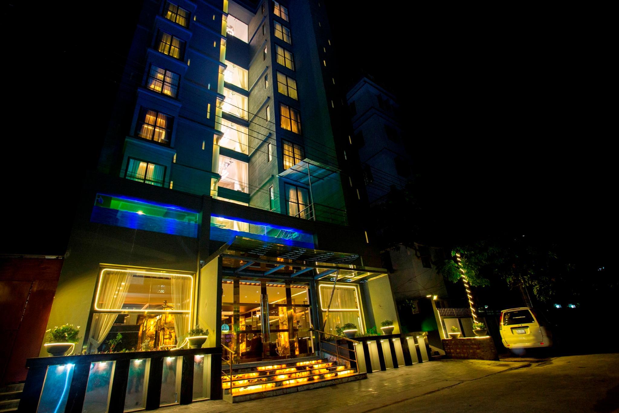 Monsoon Inn 4/29